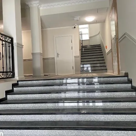 Gryf Deluxe In Centrum Апартаменты *